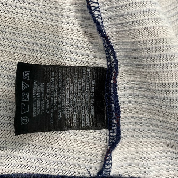 Maeve 3/4 sleeve, navy blue and red stripes, size 10. Round neckline. - Picture 4 of 6